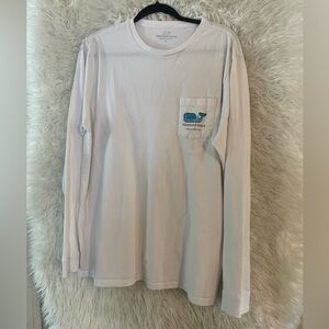 Vineyard Vines New York City Men’s Long Sleeve White T-Shirt. Size Large